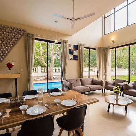 Stayvista'S Greenwoods Villa 10 - City-Center Villa With Private Pool, Terrace, Lift & Carrom Board Lonavala Εξωτερικό φωτογραφία