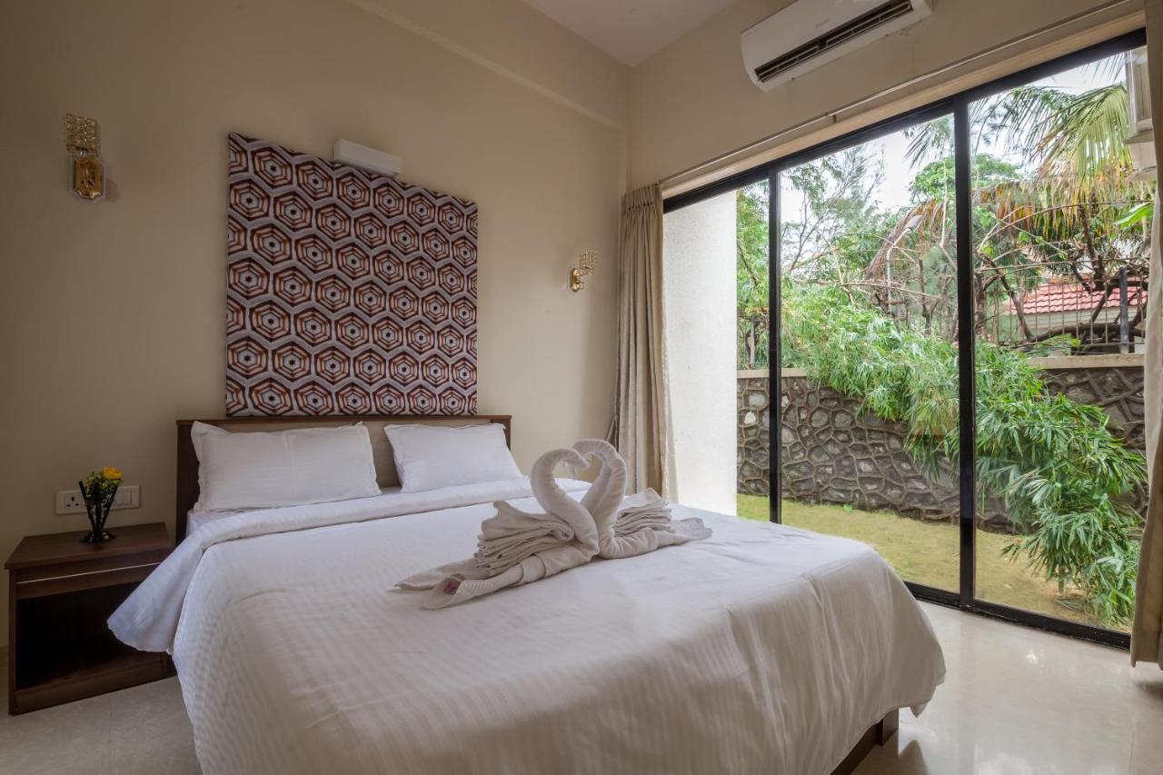 Stayvista'S Greenwoods Villa 10 - City-Center Villa With Private Pool, Terrace, Lift & Carrom Board Lonavala Εξωτερικό φωτογραφία