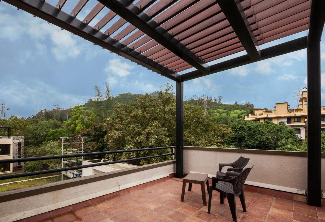Stayvista'S Greenwoods Villa 10 - City-Center Villa With Private Pool, Terrace, Lift & Carrom Board Lonavala Εξωτερικό φωτογραφία